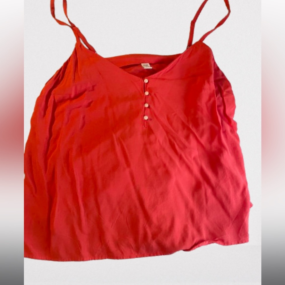 Red Old Navy Sleeveless top / Size L